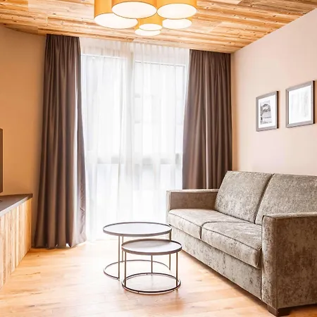 Apartmán Modern With Balcony *